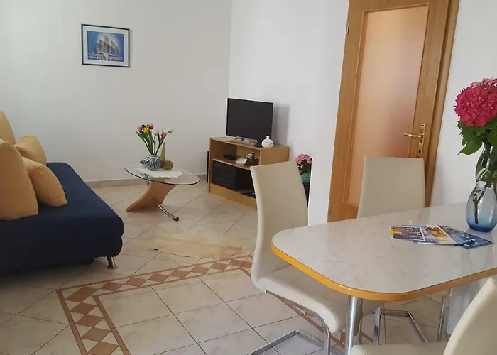 Lara Gortanova Bay Apartment