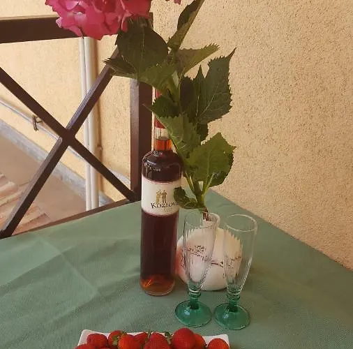 Apartment Lara Gortanova Bay Pula