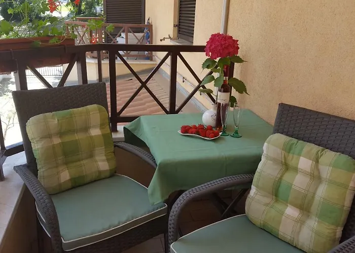 Apartman Lara Gortanova Bay